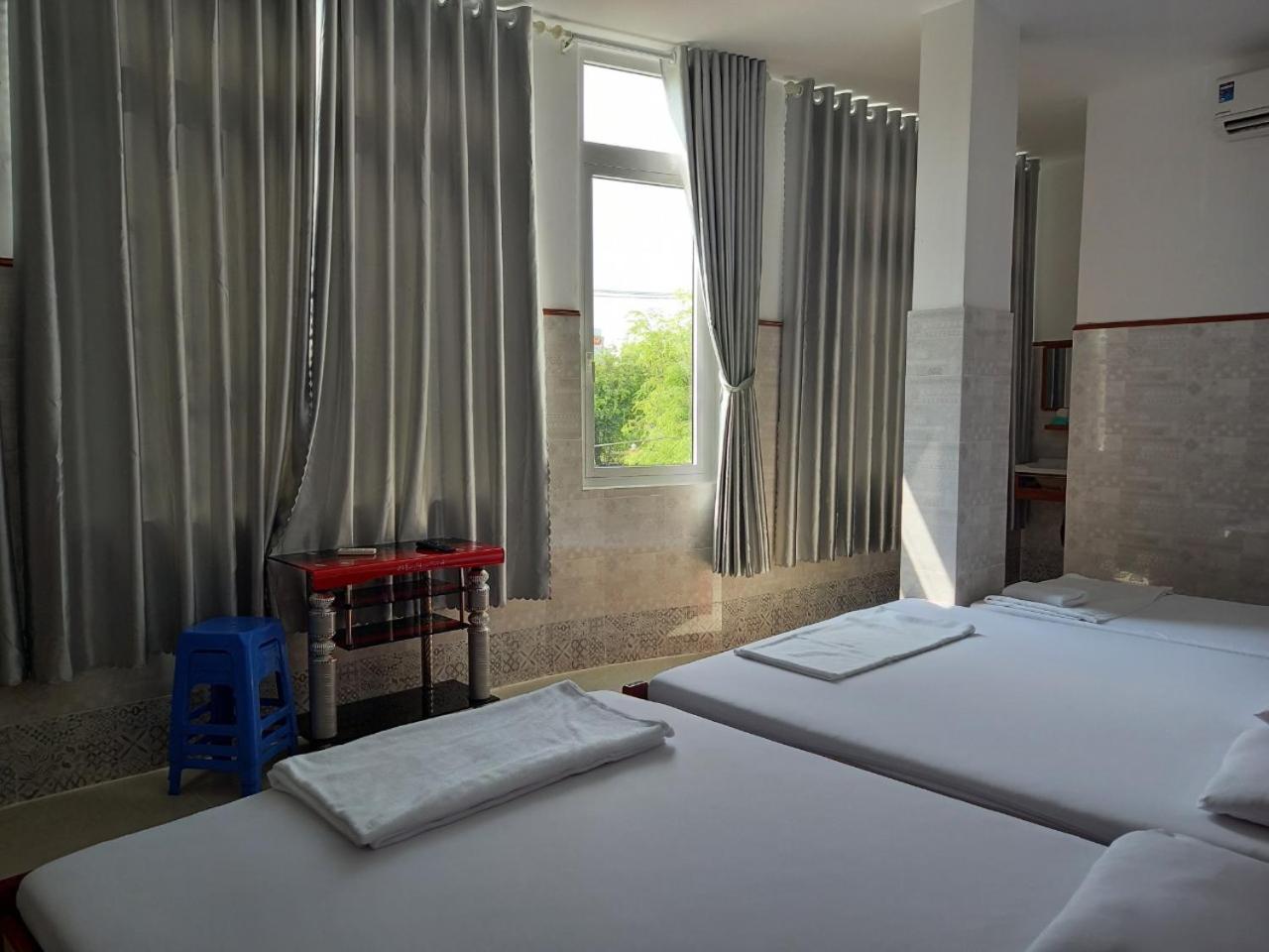 Khach San Anh Sang Hotel Can Tho Room photo
